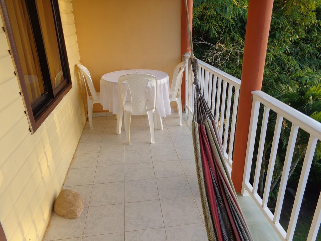 Posada Sweet Anashly Fresh Water Bay المظهر الخارجي الصورة